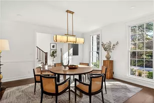 1330 W Wesley Rd NW, Atlanta, GA 30327 - Photo 15