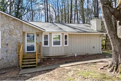 2493 Cherie Glen Road, Snellville, GA 30039 - Photo 9