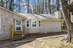 2493 Cherie Glen Rd, Snellville, GA 30039 - Photo 9