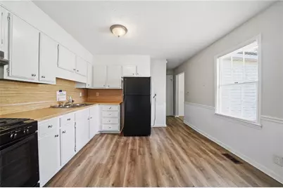 295 Charlotte Boulevard, Stockbridge, GA 30281 - Photo 5