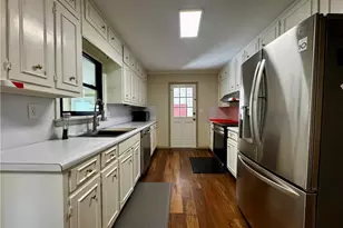 1709 Rangewood Dr SW, Lilburn, GA 30047 - Photo 17