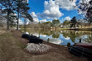 1709 Rangewood Dr SW, Lilburn, GA 30047 - Photo 5