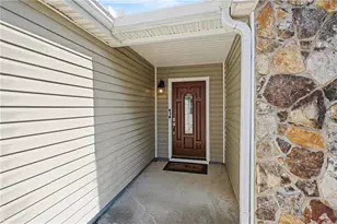 2900 Hampton Valley Dr, Loganville, GA 30052 - Photo 3