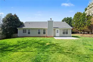 2900 Hampton Valley Dr, Loganville, GA 30052 - Photo 31