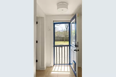 467 E Pharr Road, Decatur, GA 30030 - Photo 17