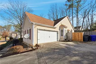 2001 Stone Forest Dr, Lawrenceville, GA 30043 - Photo 3