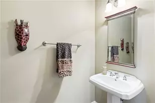 5460 Glenridge Park, Sandy Springs, GA 30342 - Photo 25