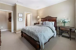 5460 Glenridge Park, Sandy Springs, GA 30342 - Photo 33