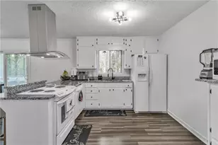 611 Navarre Dr, Stone Mountain, GA 30087 - Photo 7