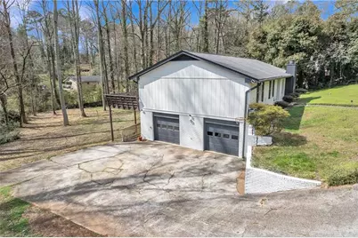 611 Navarre Drive, Stone Mountain, GA 30087 - Photo 29