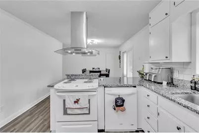 611 Navarre Drive, Stone Mountain, GA 30087 - Photo 7