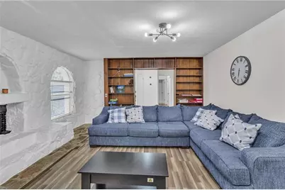 611 Navarre Drive, Stone Mountain, GA 30087 - Photo 5