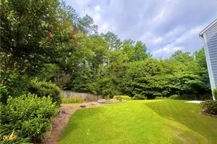 2203 Loudon Ln, Kennesaw, GA 30152 - Photo 3