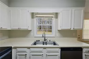 40 Lake Ct, Stockbridge, GA 30281 - Photo 9