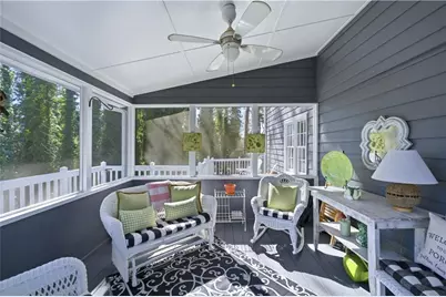 10985 Wilshire Chase Drive, Johns Creek, GA 30097 - Photo 21