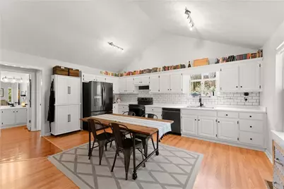 3663 Garden Boulevard, Gainesville, GA 30506 - Photo 13