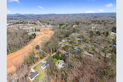 3663 Garden Boulevard, Gainesville, GA 30506 - Photo 39