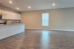 4806 Waxwing St, Hoschton, GA 30548 - Photo 5