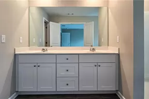 4806 Waxwing St, Hoschton, GA 30548 - Photo 9