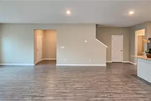 4806 Waxwing St, Hoschton, GA 30548 - Photo 7