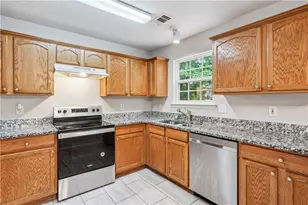 5849 Amerson Ln, Ellenwood, GA 30294 - Photo 11