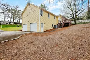 621 Embry Ln NE, Marietta, GA 30066 - Photo 37