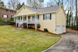 621 Embry Ln NE, Marietta, GA 30066 - Photo 3