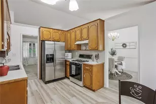 621 Embry Ln NE, Marietta, GA 30066 - Photo 17