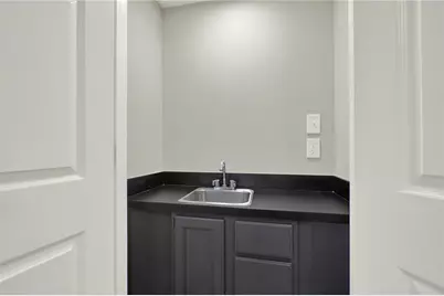 935 Lenox Hill Court NE, Atlanta, GA 30324 - Photo 11