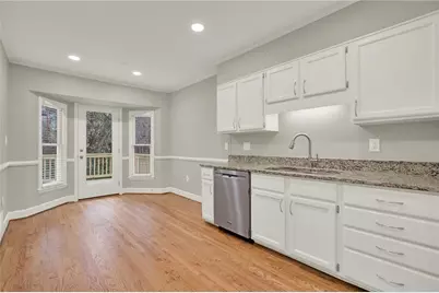 935 Lenox Hill Court NE, Atlanta, GA 30324 - Photo 13