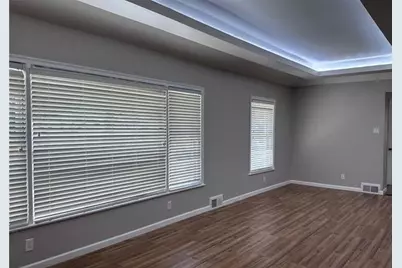 302 Old Ivy Road NE, Atlanta, GA 30342 - Photo 11