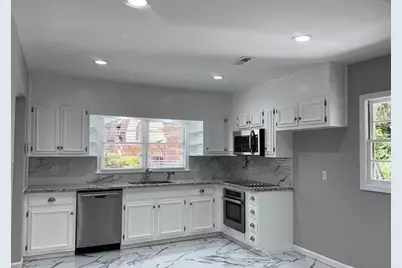 302 Old Ivy Road NE, Atlanta, GA 30342 - Photo 5