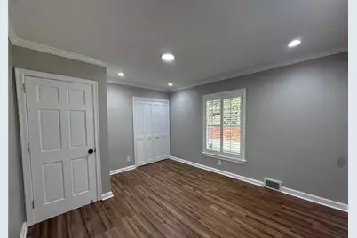 302 Old Ivy Road NE, Atlanta, GA 30342 - Photo 15