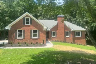 1055 Windridge Dr, Loganville, GA 30052 - Photo 1