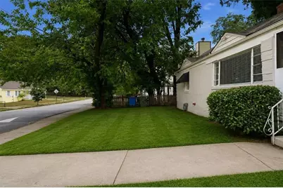 154 Lawton Street SW, Atlanta, GA 30314 - Photo 3