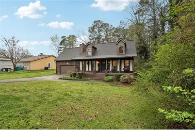 1066 Sea Oats Way SW, Lilburn, GA 30047 - Photo 5