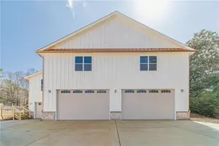 1009 Easy St, Winder, GA 30680 - Photo 61