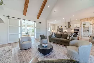 1009 Easy Street, Winder, GA 30680 - Photo 7