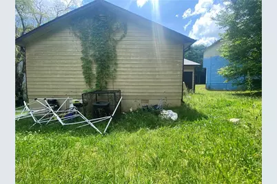 2051 Kimber Trail, Stone Mountain, GA 30088 - Photo 3