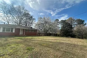 434 Dixie Lee Ln, Stone Mountain, GA 30083 - Photo 5