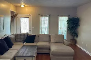 8997 Liberty Ln, Jonesboro, GA 30238 - Photo 3