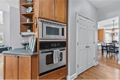 210 River Laurel Way, Woodstock, GA 30188 - Photo 11