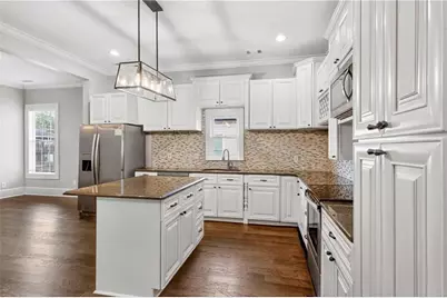 1033 White Oak Avenue SW, Atlanta, GA 30310 - Photo 11