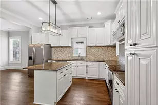 1033 White Oak Ave SW, Atlanta, GA 30310 - Photo 11