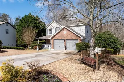 780 Walnut Creek Drive NW, Lilburn, GA 30047 - Photo 3