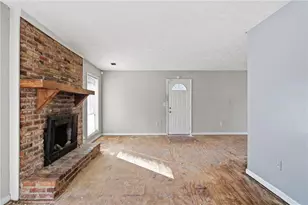 4436 Cypress Ridge Ln, Stone Mountain, GA 30083 - Photo 5