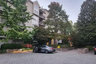 1105 River Green Dr NW, Atlanta, GA 30327 - Photo 5