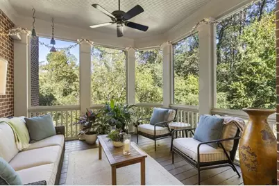 390 Ivy Knoll NE, Atlanta, GA 30342 - Photo 17