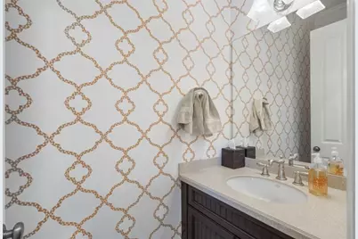 390 Ivy Knoll NE, Atlanta, GA 30342 - Photo 33