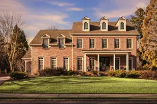 390 Ivy Knoll NE, Atlanta, GA 30342 - Photo 1